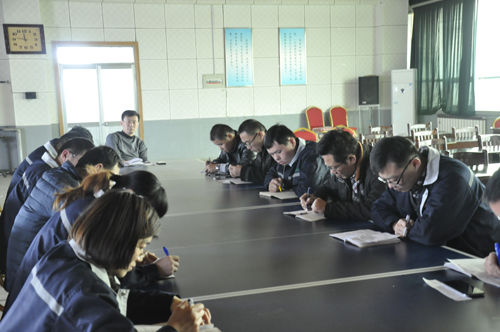 山東德源環(huán)氧樹脂銷售激勵(lì)會(huì)1