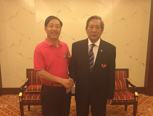董事長(zhǎng)與泰國(guó)總理披尼會(huì)見_山東德源環(huán)氧科技有限公司