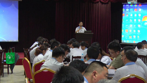 集團公司舉辦管理技能培訓會3--山東德源環(huán)氧樹脂